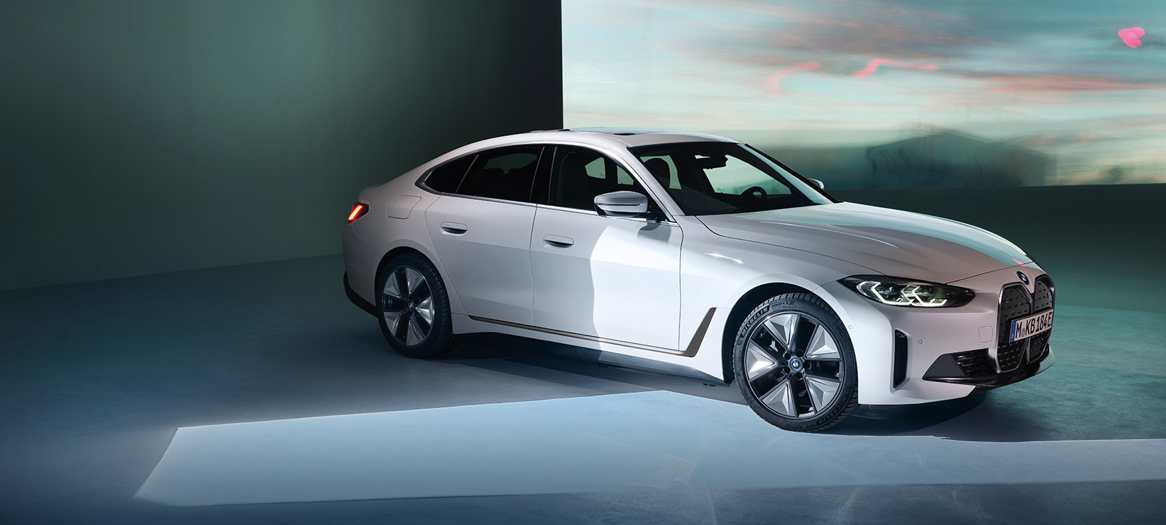 THE FIRST-EVER FULLY-ELECTRIC BMW i4